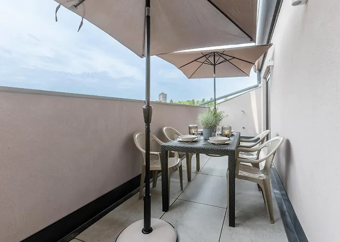 Guesthost - Le Agavi - X9 With Garage & Terrace