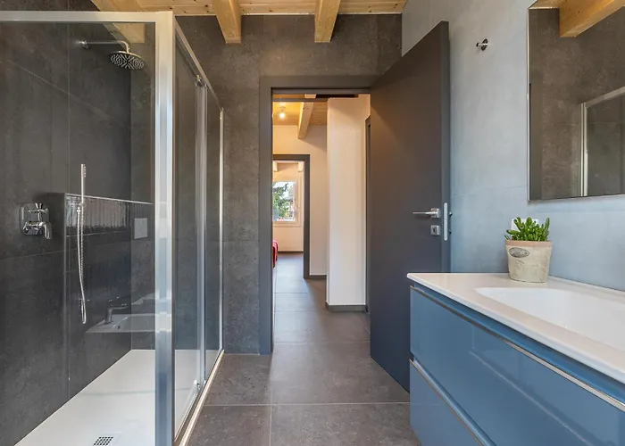 Guesthost - Le Agavi - X9 With Garage & Terrace * Φεράρα